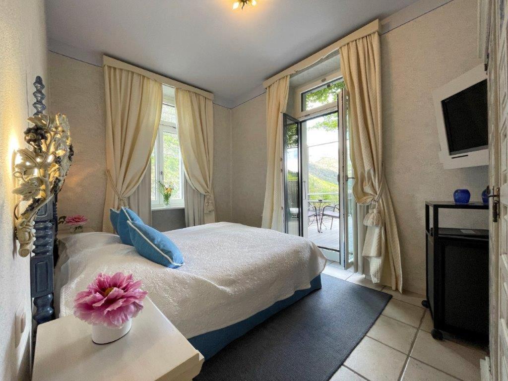 Bed and Breakfast Ristorante Della Stazione Da Yanelo Intragna Exterior foto